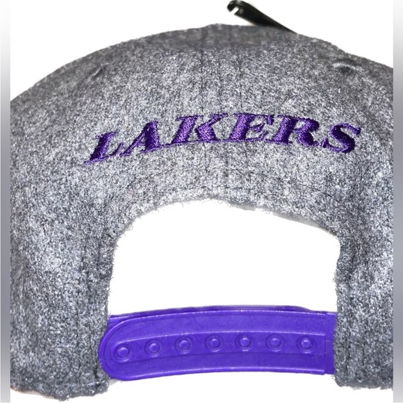 SOLDNWT NBA ultra game Los Angeles lakers cap - Picture 10 of 11